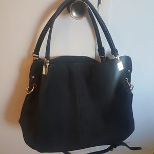 Black shoulder bag